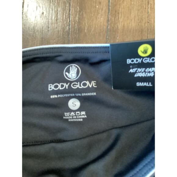 Body Glove active capri legging black NWT with media pocket small - Picture 5 of 6